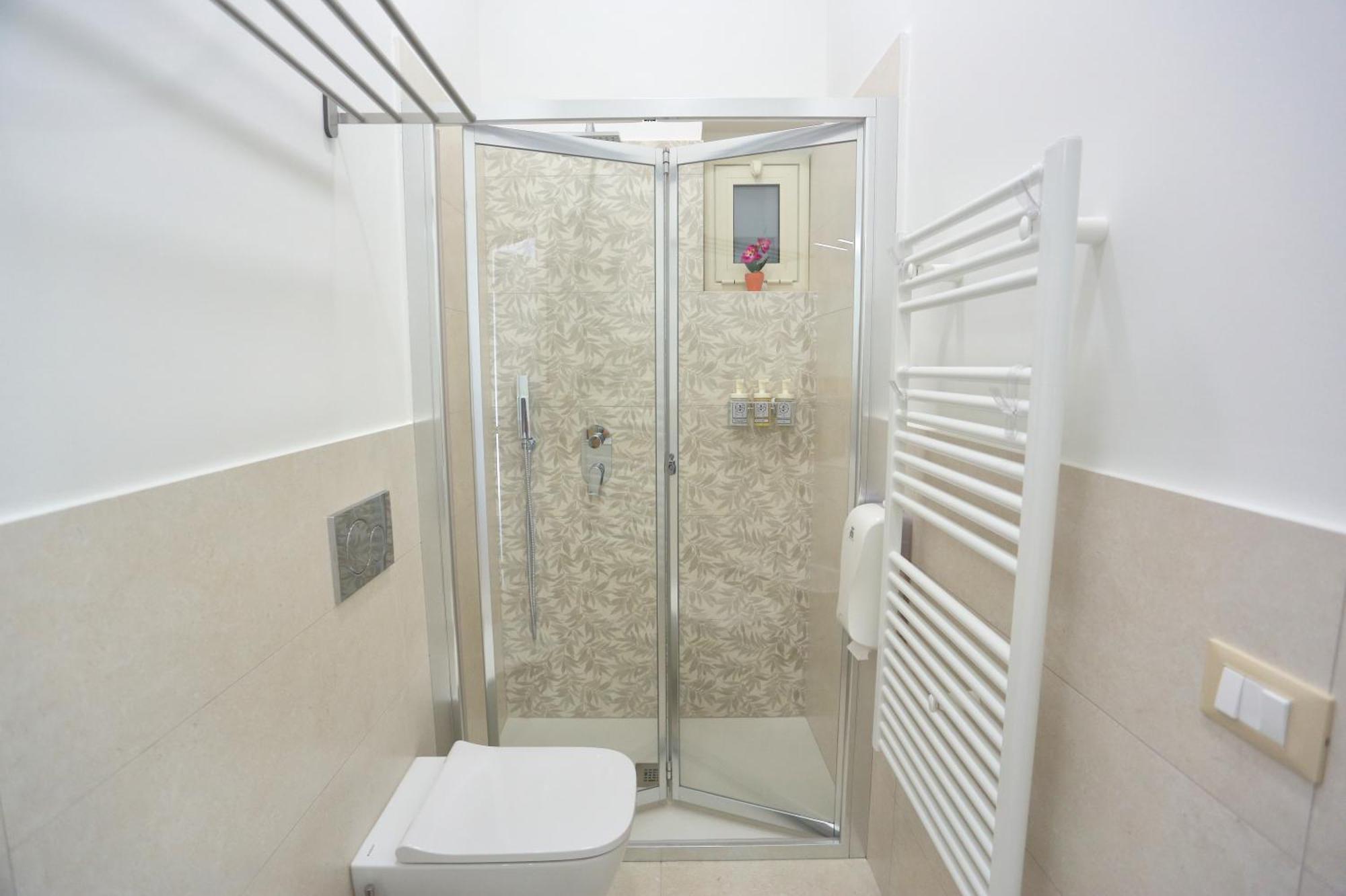 Theos Holidays Apartments จีอาร์ดีนี นักซอส ภายนอก รูปภาพ