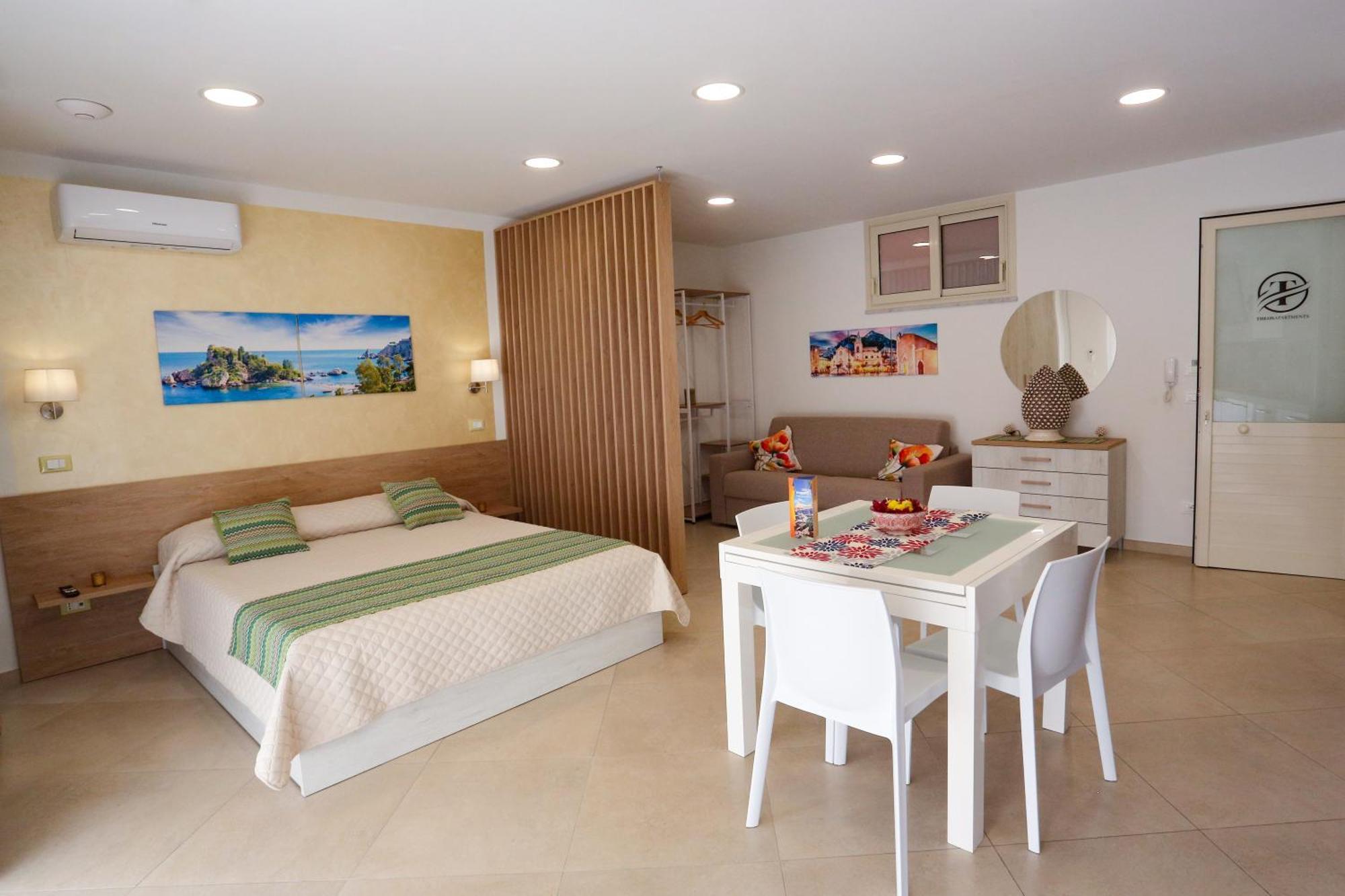 Theos Holidays Apartments จีอาร์ดีนี นักซอส ภายนอก รูปภาพ